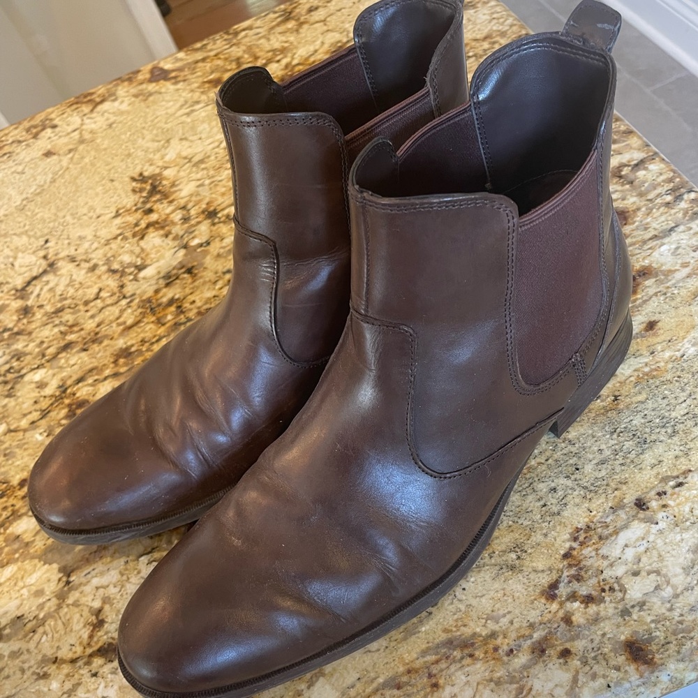 Cole Haan Chelsea boots - mens size 10.5 US brown leather